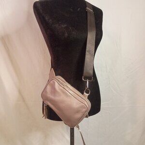 HAYTIJOE Gray Pebbled Leather Sling Pack Bag Black Strap Gold Hardware